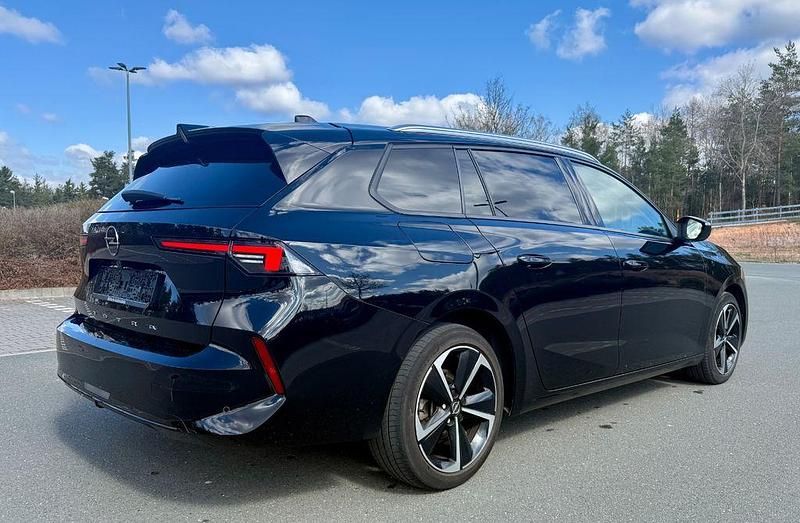 Gebraucht Opel Astra Elegance 131 PS (96 kW) 2023 Schwarz Kombi