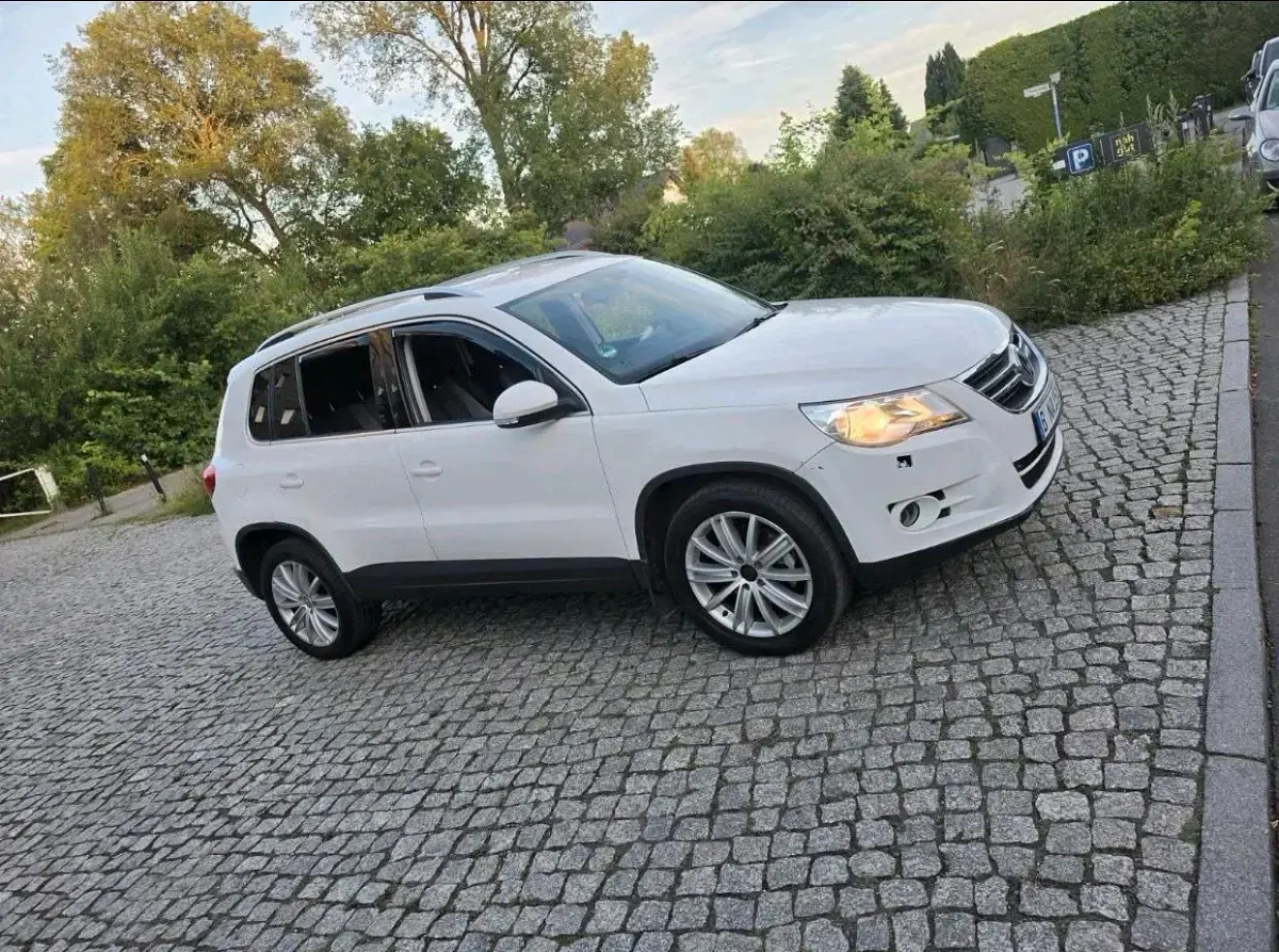 Gebraucht VW Tiguan 170 PS (125 kW) 2011 Weiß SUV