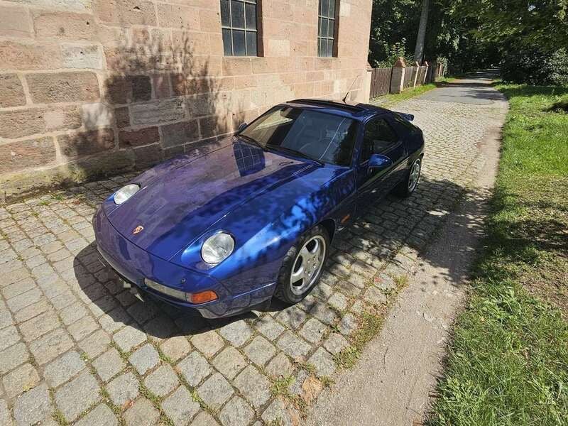 Blau Gebraucht 1992 Porsche 928 Coupé | 75.000 € - Bild 1/4
