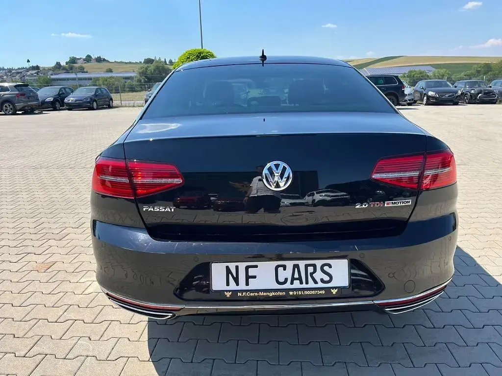 Gebraucht VW Passat Highline 239 PS (175 kW) 2017 Schwarz Limousine