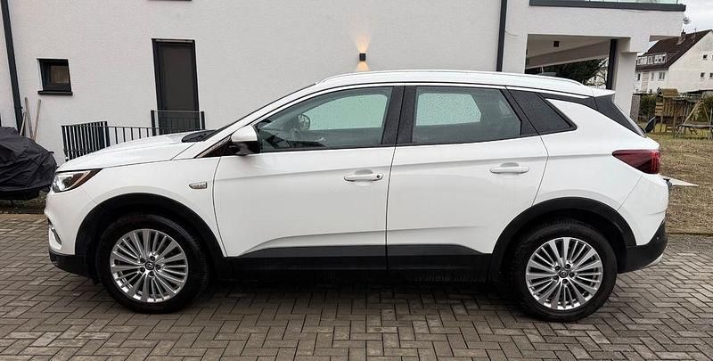 Gebraucht Opel Grandland X Business Innovation 177 PS (130 kW) 2019 White jade SUV