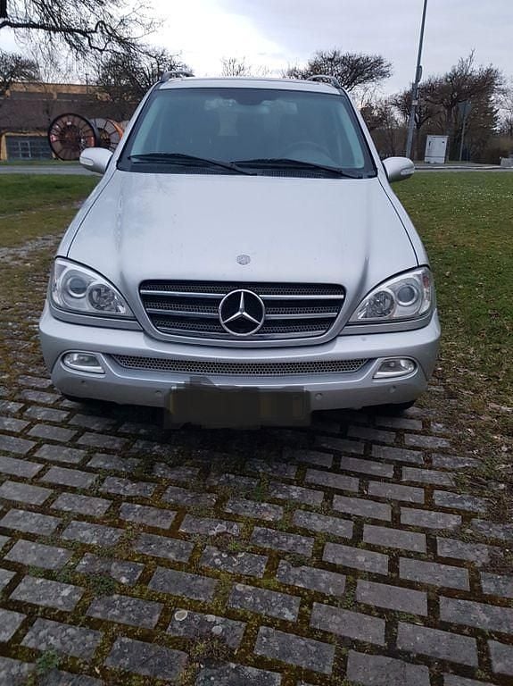 Gebraucht Mercedes ML400 250 PS (183 kW) 2004 Silber SUV