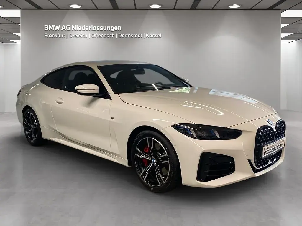 Gebraucht BMW 420 Coupé M Sport 184 PS (135 kW) 2025 Weiß Coupé