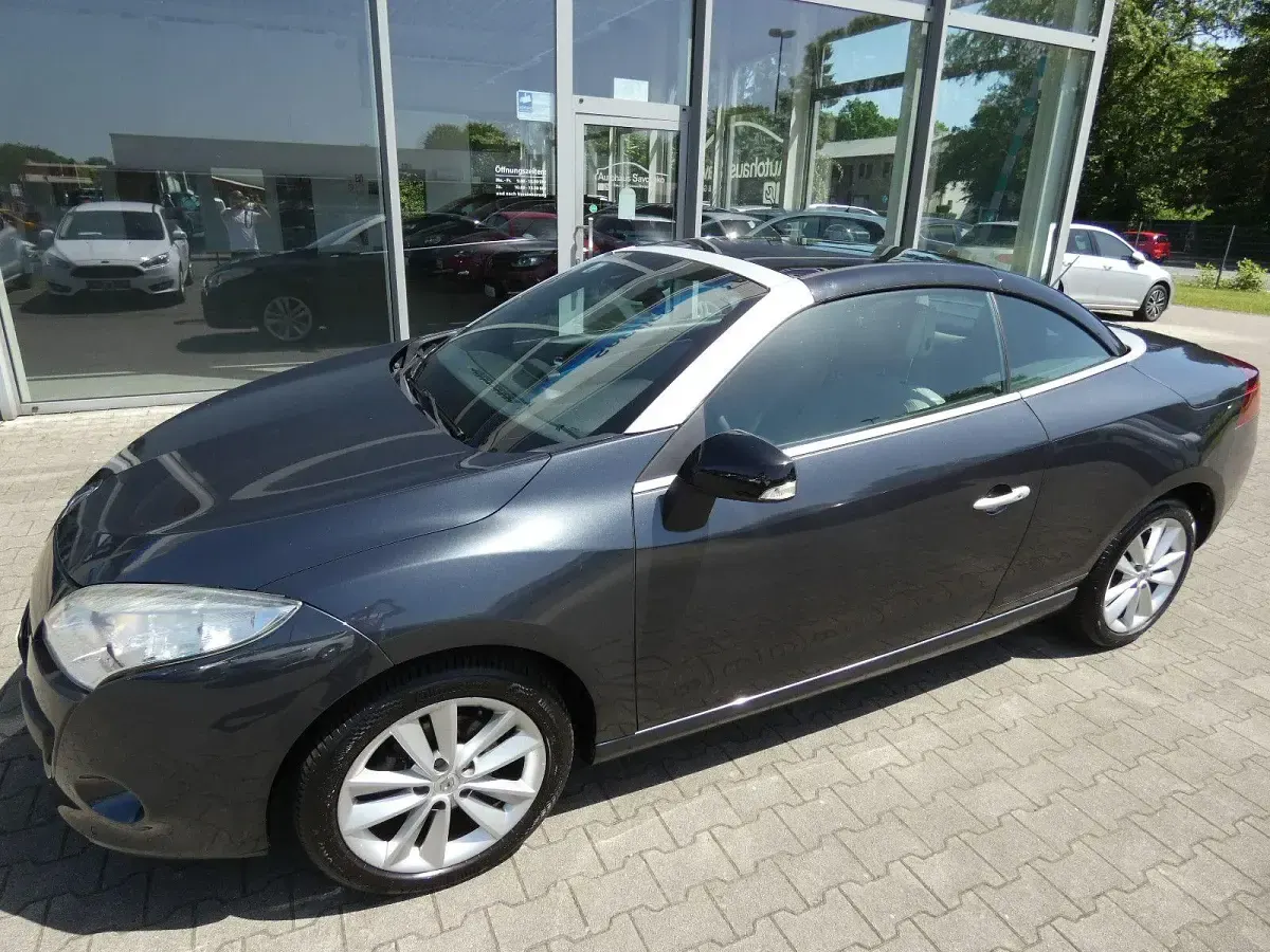 Gebraucht Renault Mégane Cabriolet Luxe 131 PS (96 kW) 2010 Grau Cabrio