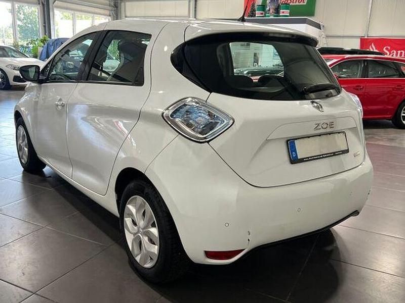 Gebraucht Renault Zoe 42 kW (58 PS) 2019 Weiß Kleinwagen