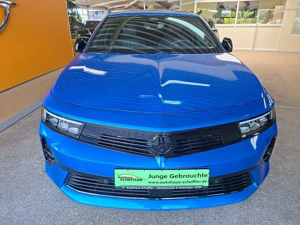 Gebraucht Opel Astra 131 PS (96 kW) 2024 Blau Kleinwagen