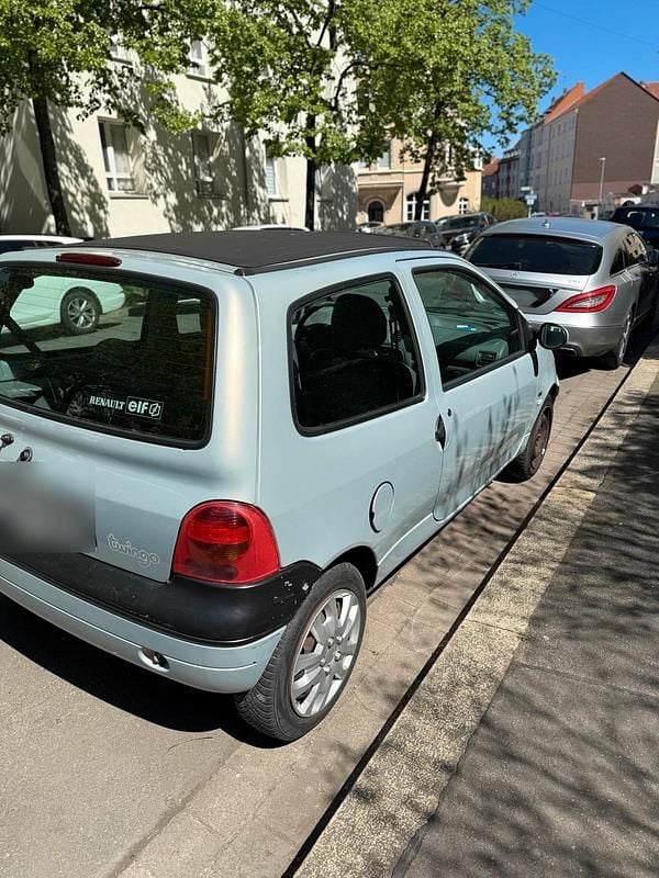 Używany Renault Twingo 75 KM (55 kW) 2005 Szary Hatchback