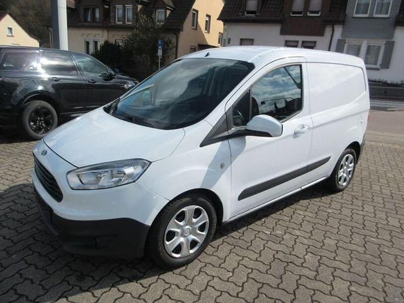 Gebraucht Ford Transit Trend 101 PS (74 kW) 2018 Weiß Limousine