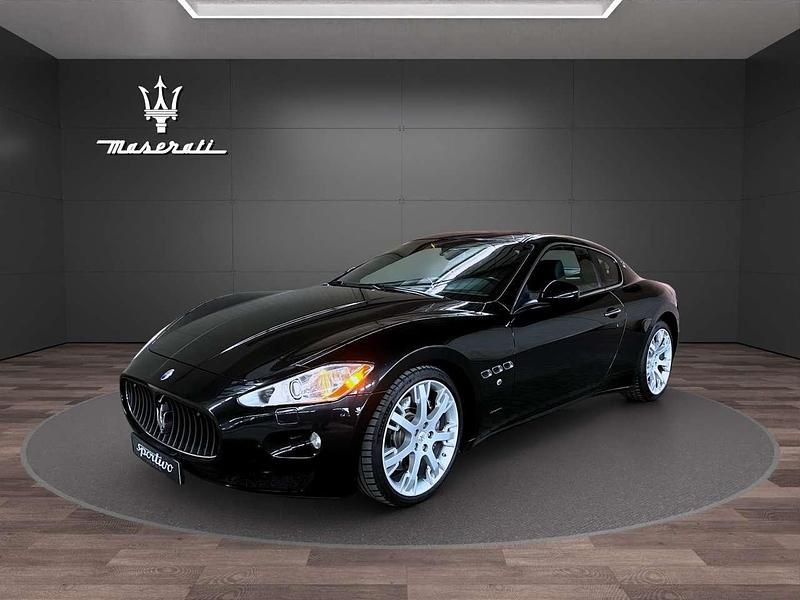 Gebraucht Maserati Granturismo 439 PS (322 kW) 2011 Nero carbonio Coupé