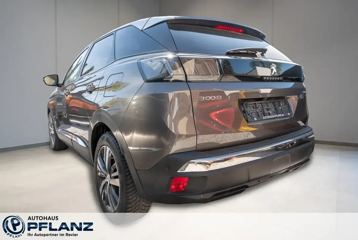 Gebraucht Peugeot 3008 Allure 181 PS (133 kW) 2022 Grau SUV