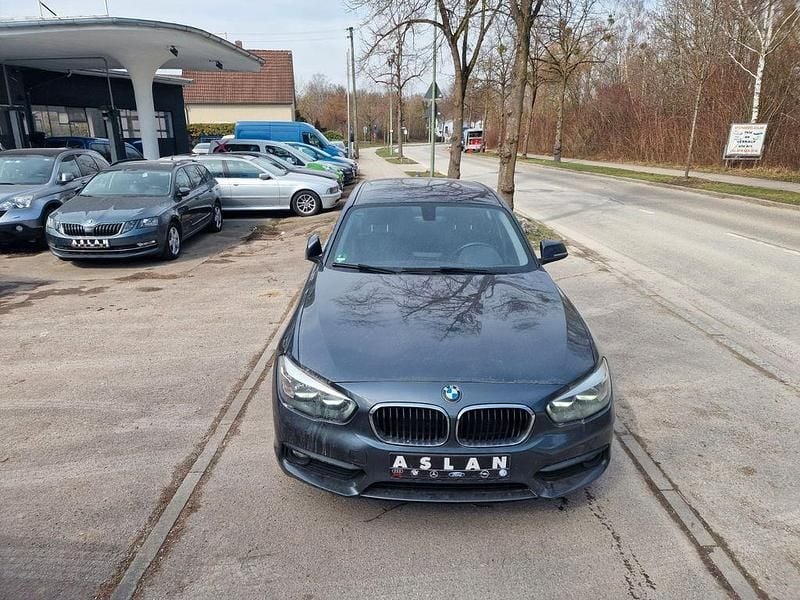 Gebraucht BMW 116 Advantage 109 PS (80 kW) 2016 Grau Kleinwagen