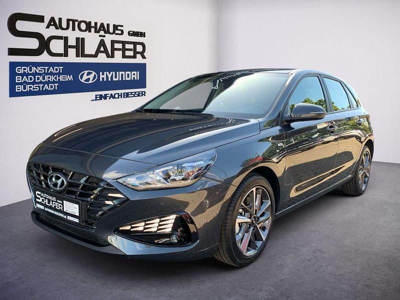 Dark knight / mic Neu 2025 Hyundai i30 Trend Limousine | 23.480 € (Fairer Preis) - Bild 1/4