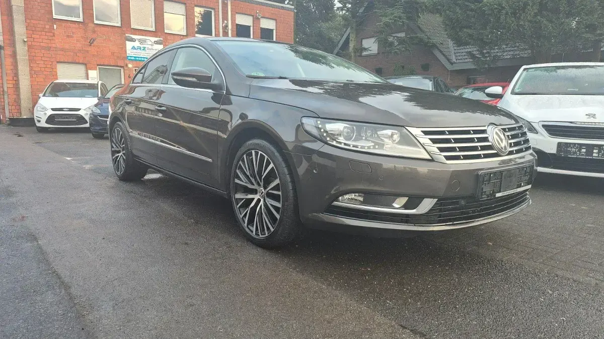 Używany VW Passat Exclusive 170 KM (125 kW) 2012 Brązowy Sedan/Limuzyna