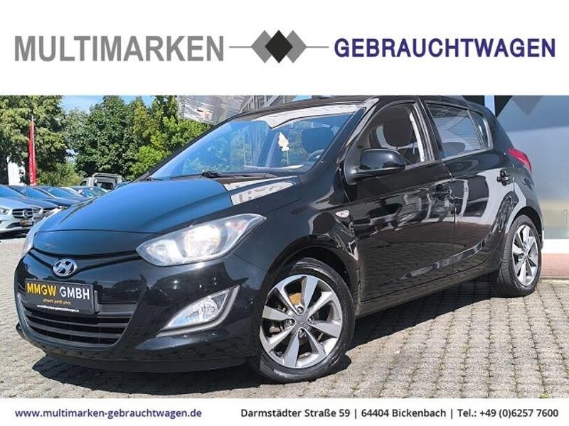 Schwarz Gebraucht 2012 Hyundai i20 Edition Limousine | 5.990 € (Teuer) - Bild 1/4