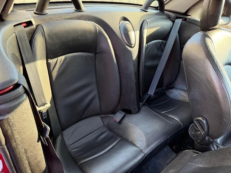 Gebraucht Peugeot 206 CC 140 PS (102 kW) 2003 Rot Cabrio