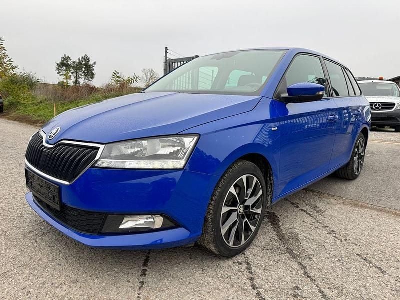 Blau Gebraucht 2020 Skoda Fabia Drive Kombi | 6.499 € (Superpreis) - Bild 1/4