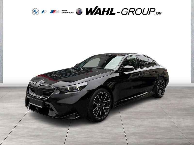Schwarz Neu 2025 BMW M5 Shadowline Limousine | 131.190 € - Bild 1/4