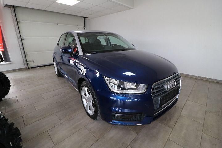 Blau Gebraucht 2018 Audi A1 Sportback Sport Kleinwagen | 15.390 € (Guter Preis) - Bild 1/4