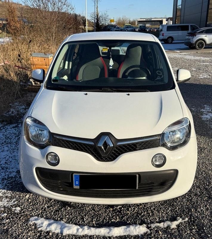 Weiß Gebraucht 2017 Renault Twingo Kleinwagen | 3.490 € (Guter Preis) - Bild 1/4