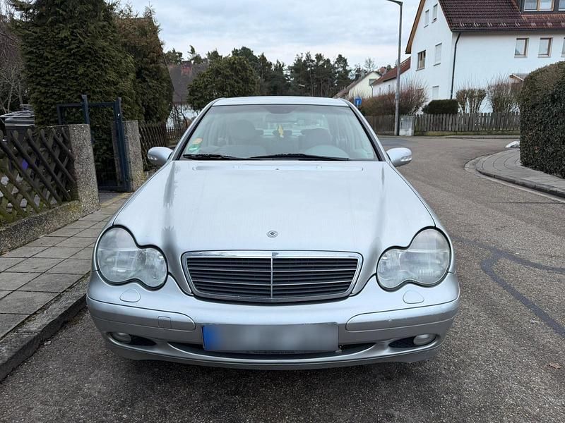Gebraucht Mercedes C200 170 PS (125 kW) 2000 Silber Limousine
