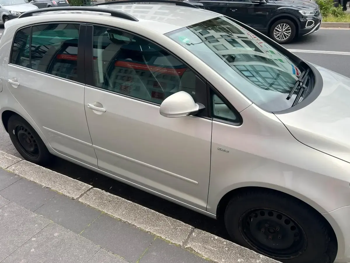 Gebraucht VW Golf VII 86 PS (63 kW) 2014 Silber Kleinwagen