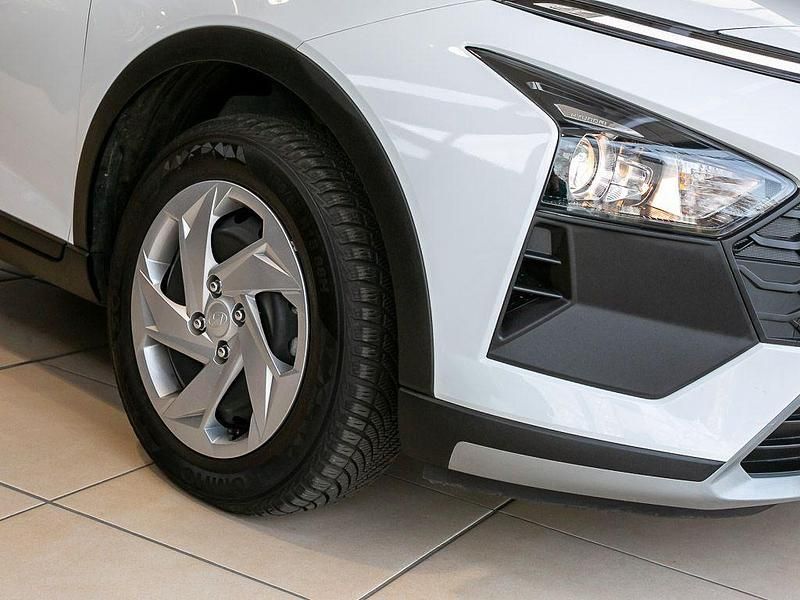 Gebraucht Hyundai Bayon Select 101 PS (74 kW) 2025 Weiß SUV