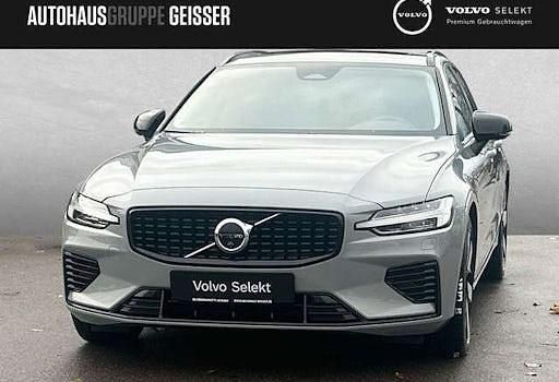 Gebraucht Volvo V60 Plus 350 PS (257 kW) 2025 Grau Kombi