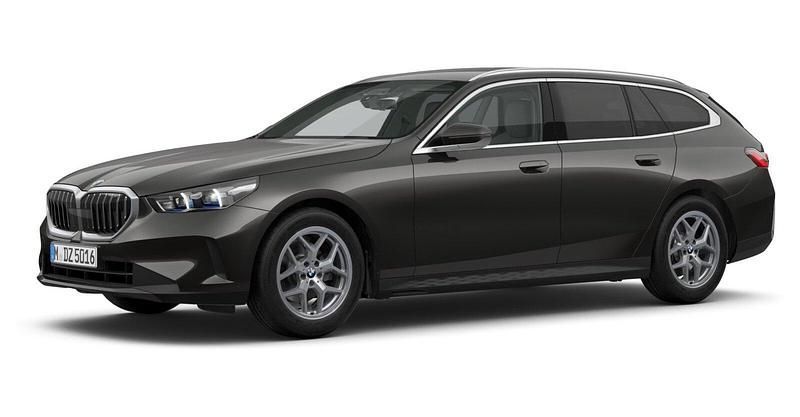 Gebraucht BMW 520 Comfort Edition 197 PS (144 kW) 2025 Grau Kombi