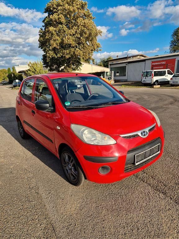 Rot Gebraucht 2009 Hyundai i10 Classic Kleinwagen | 1.990 € (Superpreis) - Bild 1/4