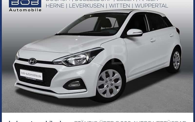 Weiß Gebraucht 2020 Hyundai i20 Select Limousine | 11.410 € (Fairer Preis) - Bild 1/4