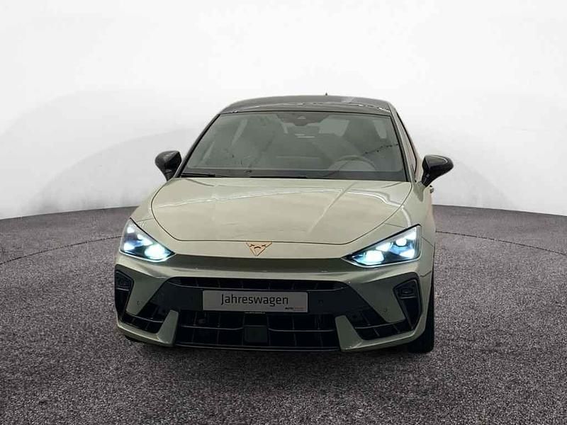 Gebraucht Cupra Leon VZ 300 PS (220 kW) 2025 Taigagrau metallic Limousine