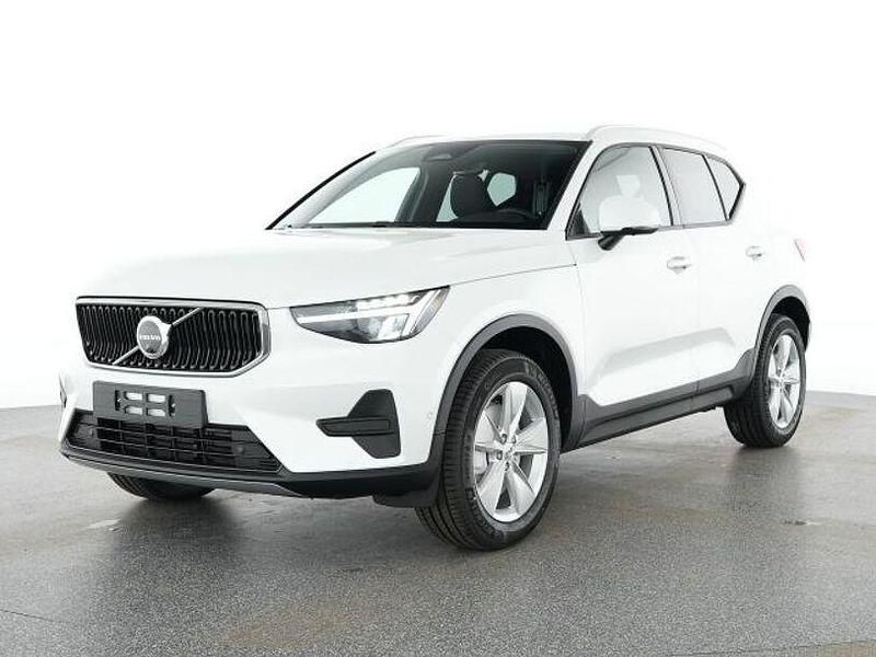 Gebraucht Volvo XC40 Core 163 PS (119 kW) 2025 Weiß SUV