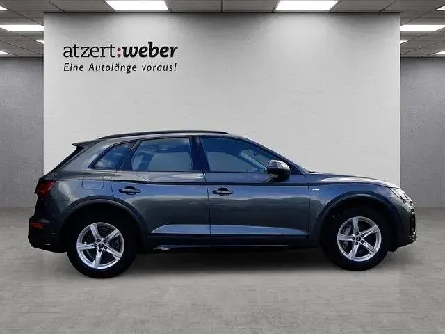 Gebraucht Audi Q5 Ambiente 299 PS (219 kW) 2022 Daytonagrau perleffekt SUV