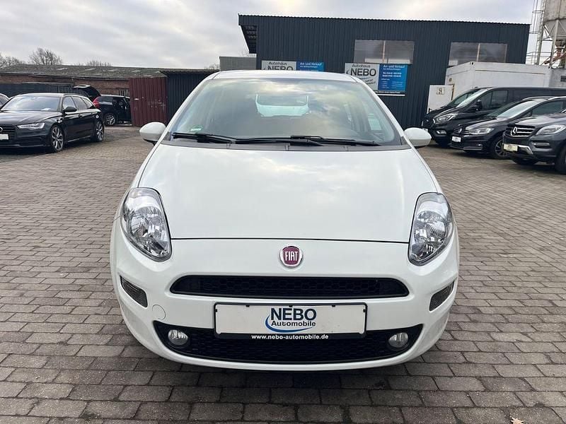 Gebraucht Fiat Punto Mystyle 69 PS (50 kW) 2015 Weiß Kleinwagen