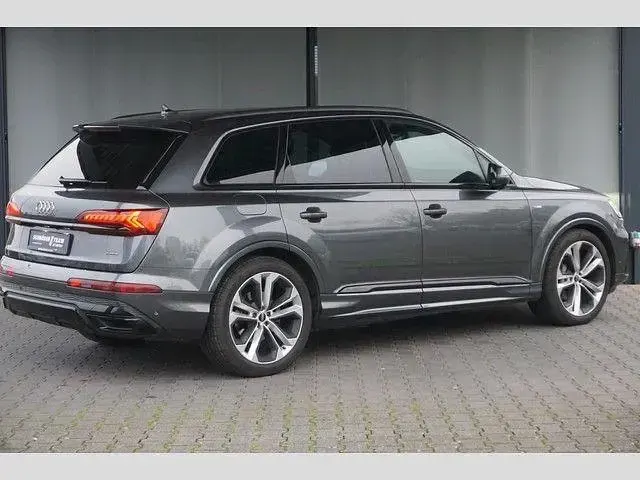 Gebraucht Audi Q7 S-Line 286 PS (210 kW) 2022 Grau SUV