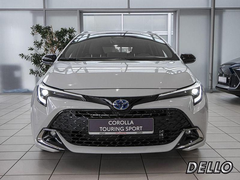 Neu Toyota Corolla 140 PS (102 kW) 2025 Grau Kombi