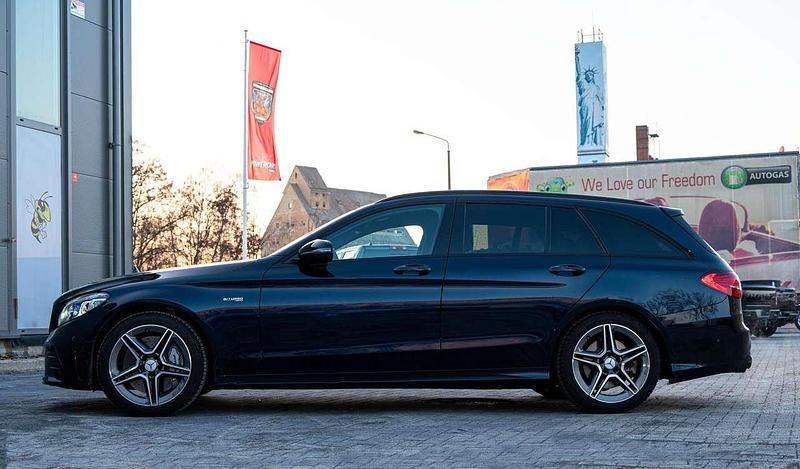 Gebraucht Mercedes C43 AMG AMG 390 PS (286 kW) 2020 Cavansitblau  metalliclack Kombi