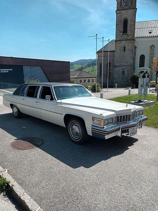 Gebraucht Cadillac Fleetwood 170 PS (125 kW) 1977 Weiß Limousine