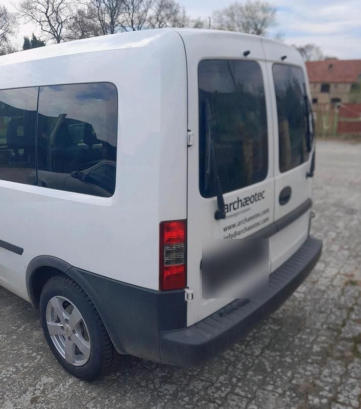 Usata Opel Combo 2010 Bianco Monovolume