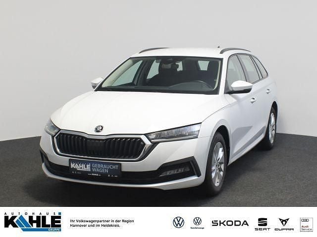 Weiß Gebraucht 2021 Skoda Octavia Ambition Kombi | 15.680 € (Guter Preis) - Bild 1/4