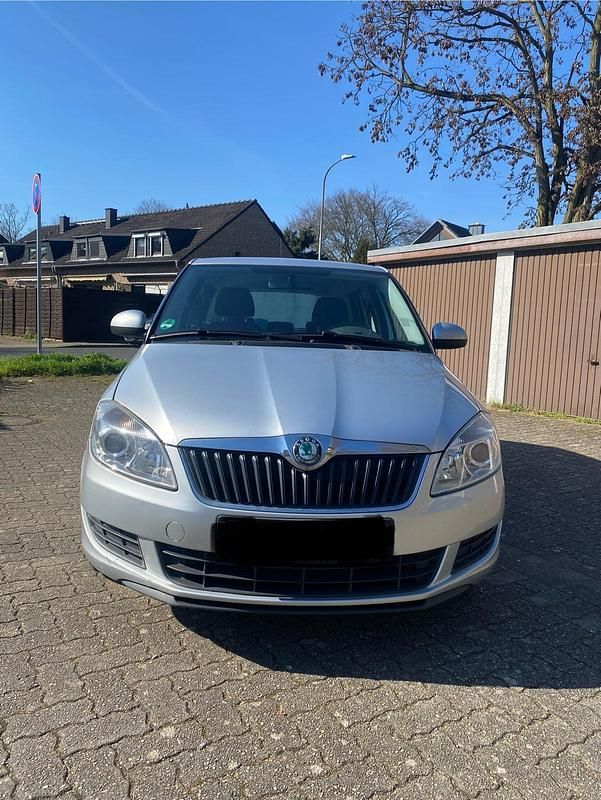 Gebraucht Skoda Fabia 90 PS (66 kW) 2010 Silber Kombi