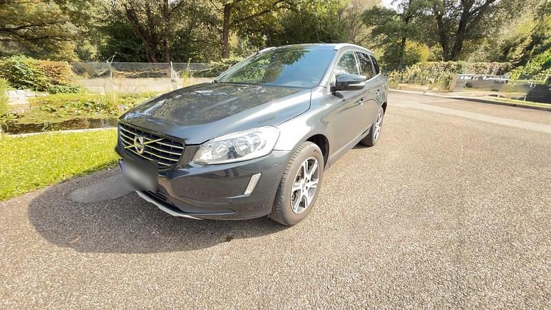 Grau Gebraucht 2013 Volvo XC60 SUV | 11.000 € (Fairer Preis) - Bild 1/4