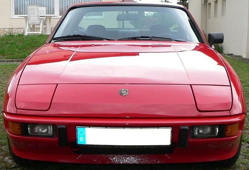 Rot Gebraucht 1985 Porsche 924 Coupé | 15.500 € - Bild 1/4