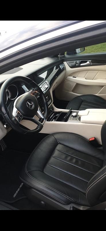 Gebraucht Mercedes CLS350 AMG 265 PS (194 kW) 2013 Blau Limousine