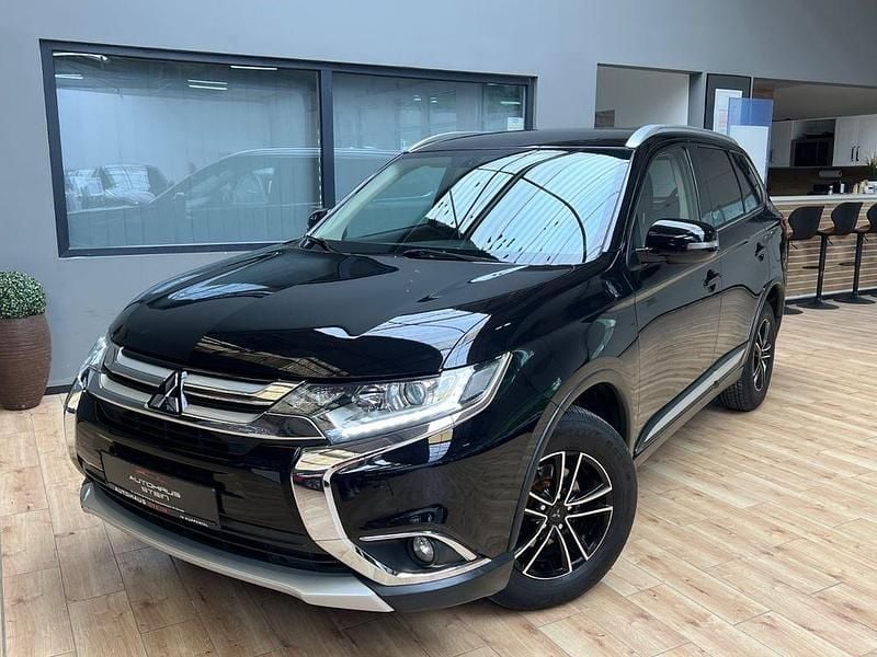 Schwarz Gebraucht 2018 Mitsubishi Outlander Edition SUV | 13.490 € (Fairer Preis) - Bild 1/4