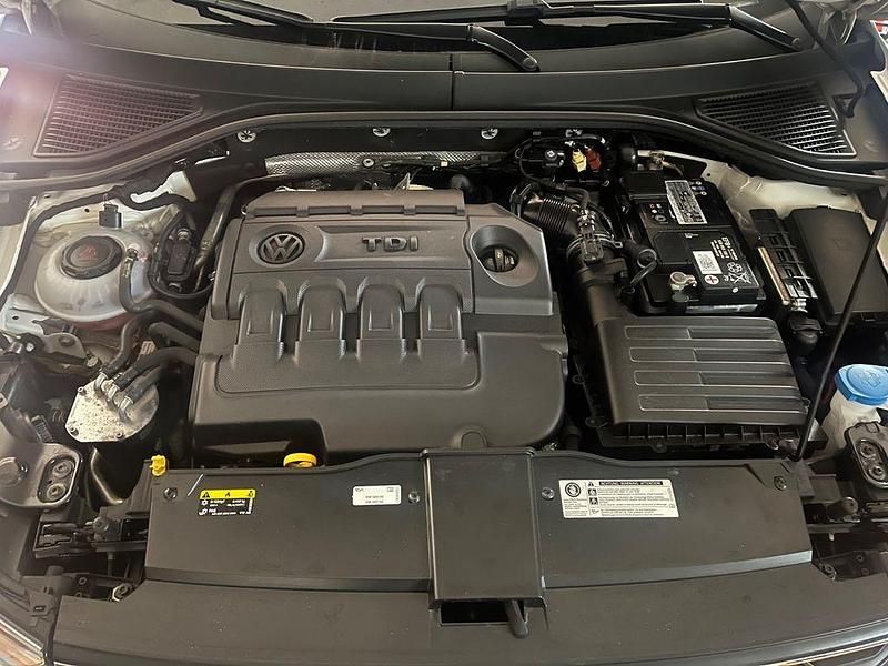 Gebraucht VW T-Roc 116 PS (85 kW) 2018 Weiß SUV