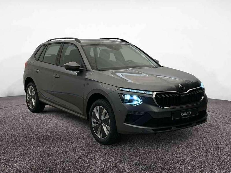 Neu Skoda Kamiq Tour 116 PS (85 kW) 2025 Graphitegrau metallic SUV