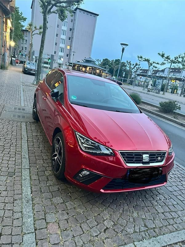 Rot Gebraucht 2020 Seat Ibiza FR Kombi | 10.500 € (Fairer Preis) - Bild 1/4