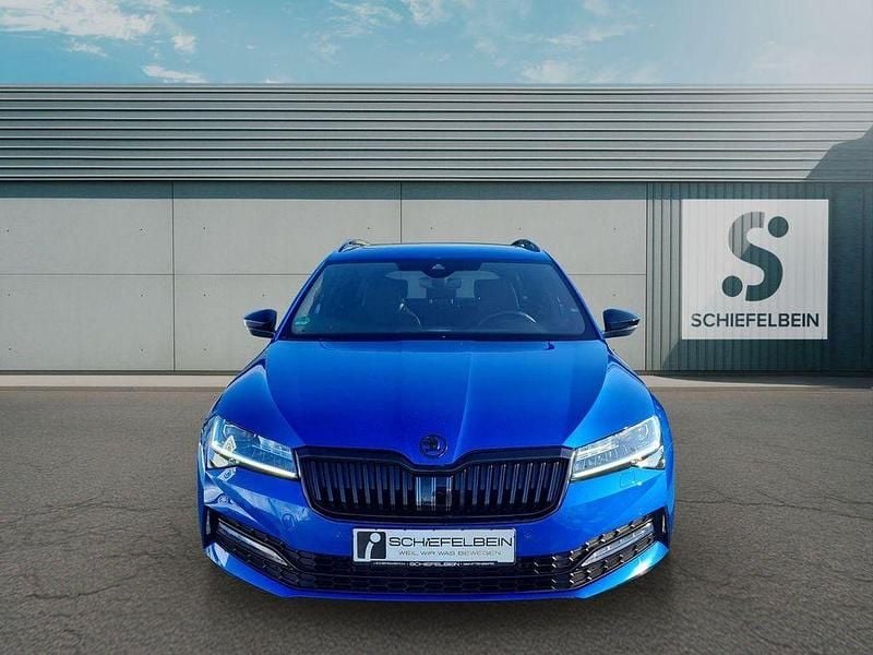Gebraucht Skoda Superb SportLine 190 PS (139 kW) 2020 Raceblau metallic Kombi