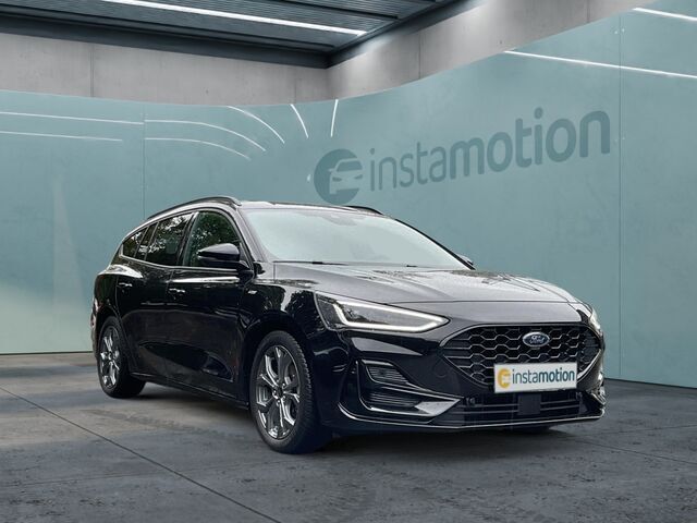 Schwarz Gebraucht 2023 Ford Focus ST-Line Kombi | 27.050 € (Etwas zu teuer) - Bild 1/2
